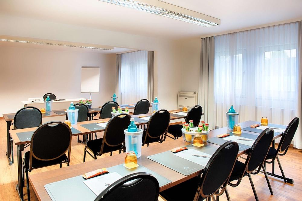 Achat Hotel Schwetzingen Heidelberg Экстерьер фото